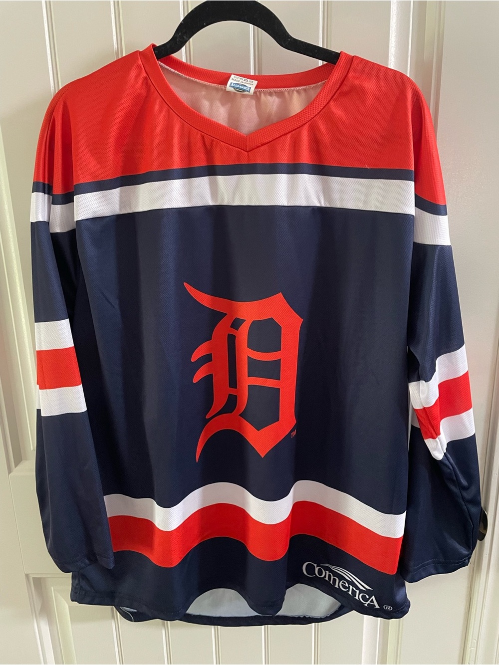 Detroit-Style Long Sleeve Fan Jersey in Red, Navy & White